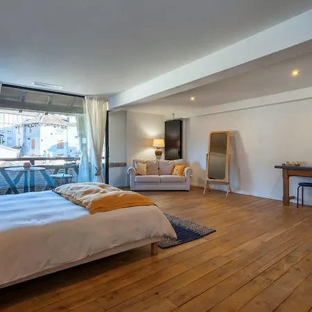 D'hotes Conquans Bed & Breakfast 4*